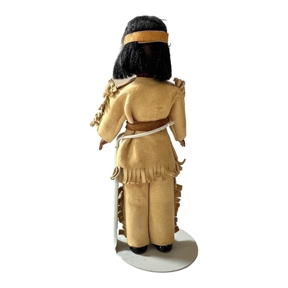 Native American Doll Vintage Indian Girl Doll Handmade Leather Suit Souvenir - Picture 6 of 9